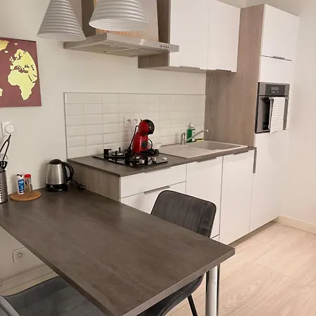 Apartament Cosy - Wifi - Tram Au Pied